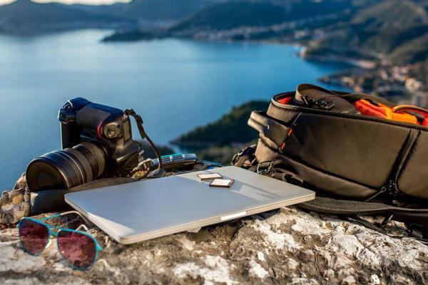 برترین دوربین عکاسی برای سفر کدام است؟